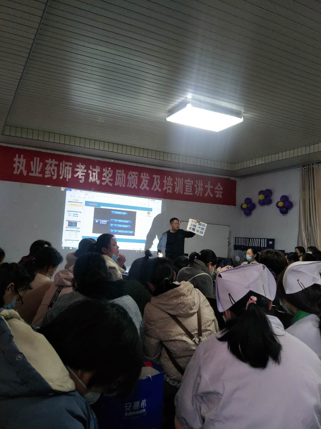 3-200410094645451.jpg